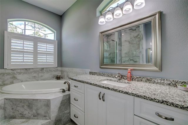 10 MILBARK COURT, Homosassa, FL 34446