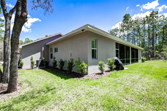 10 MILBARK COURT, Homosassa, FL 34446
