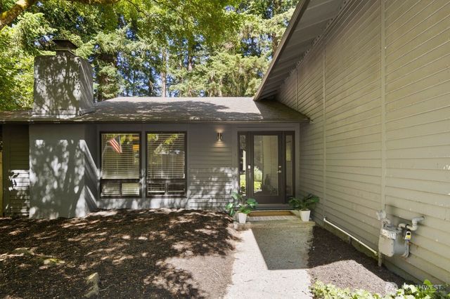 4407 60th Avenue W, University Place, WA 98466