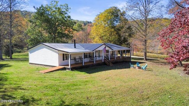 4601 White Oak Rd, Duff, TN 37729