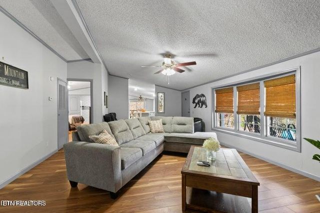 4601 White Oak Rd, Duff, TN 37729
