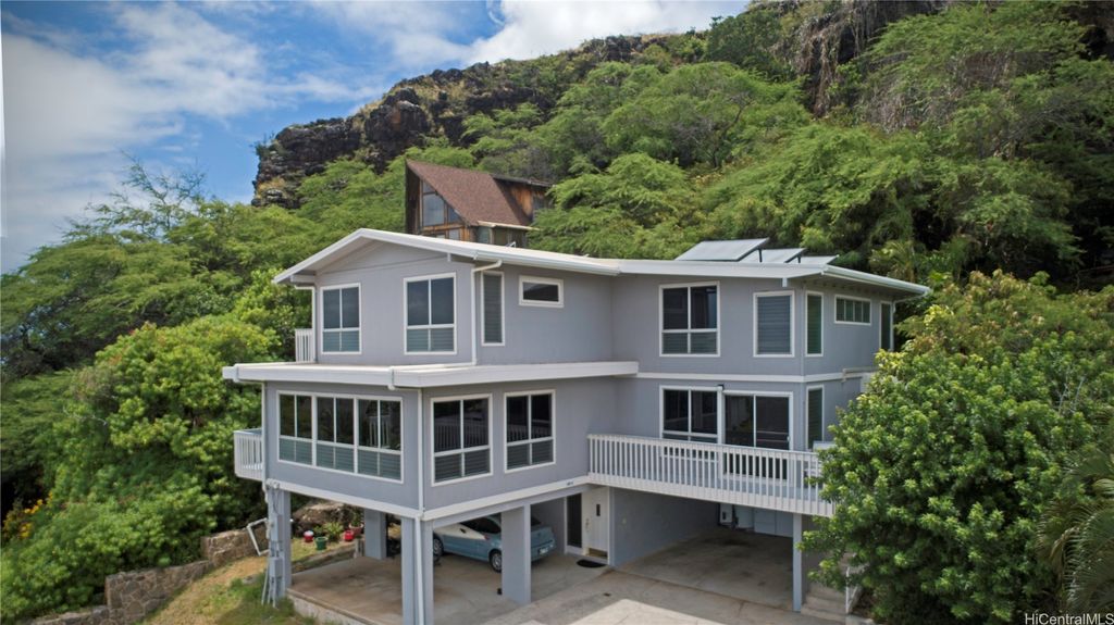 5864 Kalanianaole Highway B, Honolulu, HI 96821