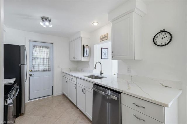 11330 Linda Loma DR, Fort Myers, FL 33908