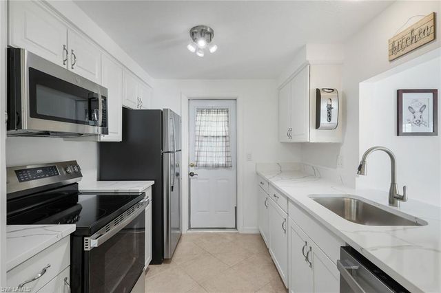 11330 Linda Loma DR, Fort Myers, FL 33908