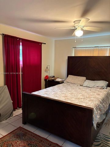 2745 NW 69th Avenue, Sunrise, FL 33313