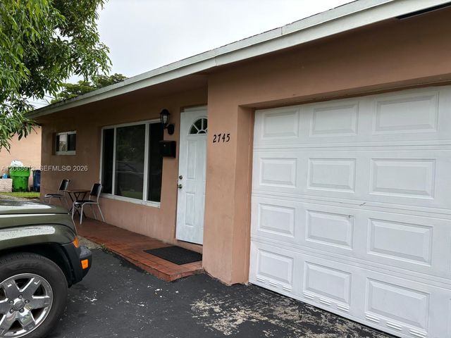 2745 NW 69th Avenue, Sunrise, FL 33313