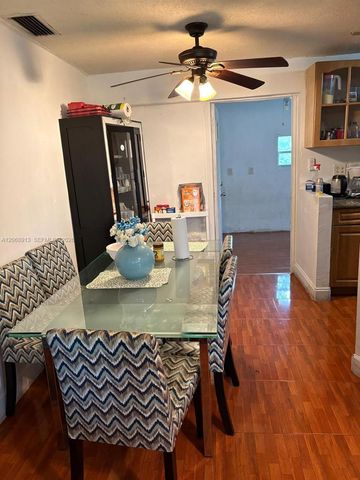 2745 NW 69th Avenue, Sunrise, FL 33313