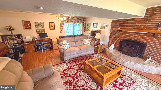 777 MARTIN CT E, Severn, MD 21144