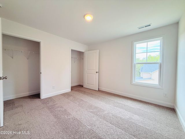 206 Uwharrie Way, Sanford, NC 27330