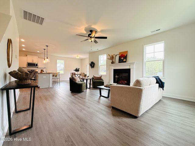 206 Uwharrie Way, Sanford, NC 27330