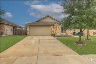 217 Teron DR, San Marcos, TX 78666