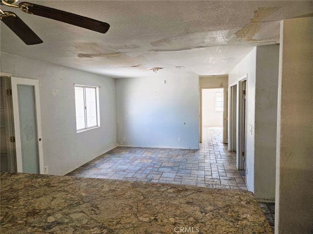 13320 Winter Park, Victorville, CA 92394