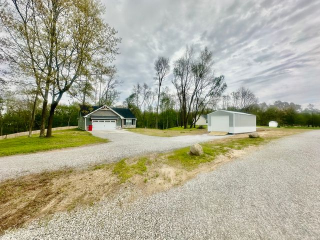 114 Red Oak Lane, Covington, IN 47932