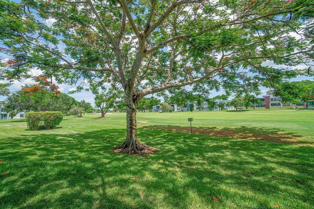 7380 NW 18th Street 108, Margate, FL 33063