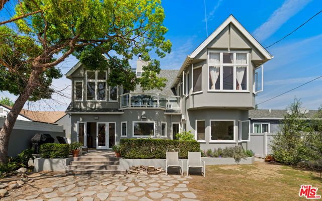 12542 Brooklake Street, Los Angeles, CA 90066