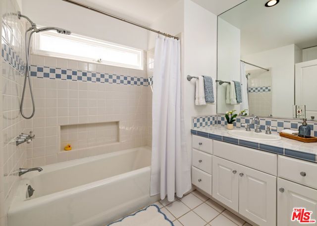 12542 Brooklake Street, Los Angeles, CA 90066