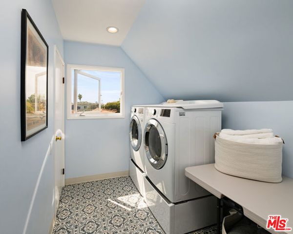 12542 Brooklake Street, Los Angeles, CA 90066