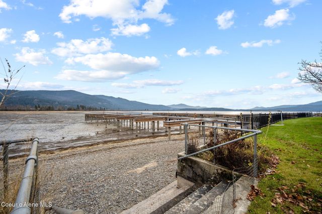 301 IBERIAN WAY, 223, Sandpoint, ID 83864