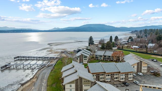 301 IBERIAN WAY, 223, Sandpoint, ID 83864