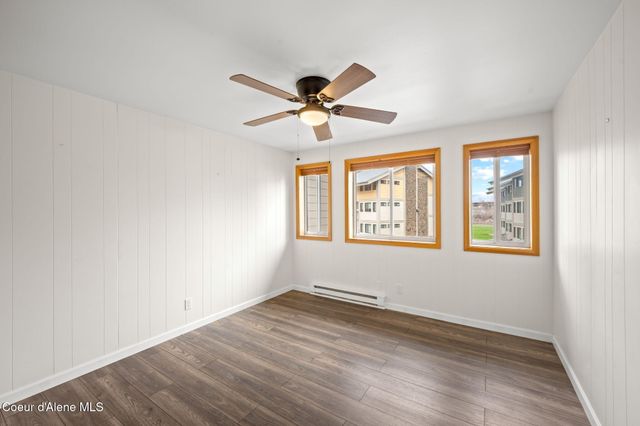 301 IBERIAN WAY, 223, Sandpoint, ID 83864