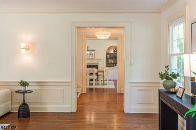 25 West Rd, Millburn Twp., NJ 07078
