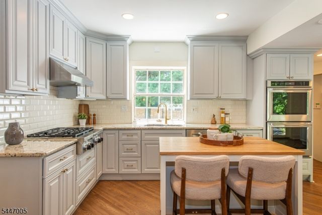 25 West Rd, Millburn Twp., NJ 07078