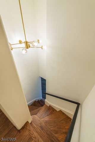 25 West Rd, Millburn Twp., NJ 07078