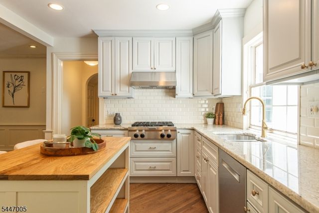 25 West Rd, Millburn Twp., NJ 07078