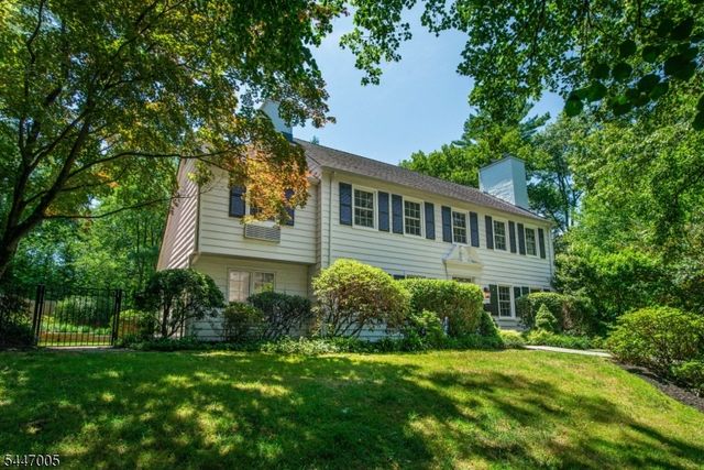 25 West Rd, Millburn Twp., NJ 07078
