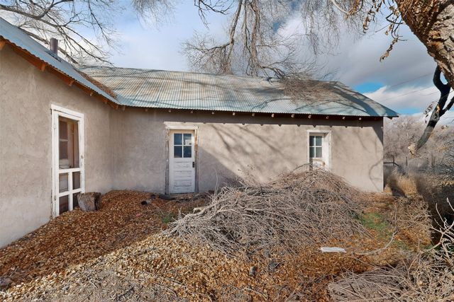 19378 US 84, Hernandez, NM 87537