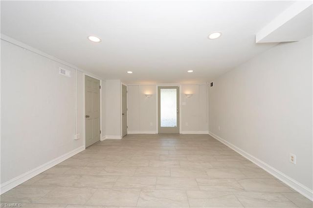 590 N Peace Haven Road, Winston-salem, NC 27104