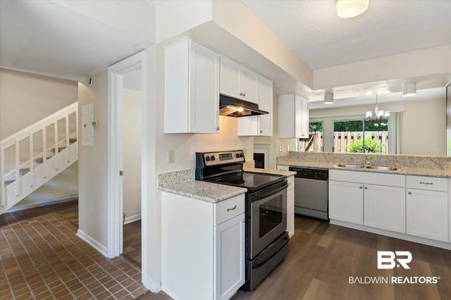 6701 Dickens Ferry Road 18, Mobile, AL 36608