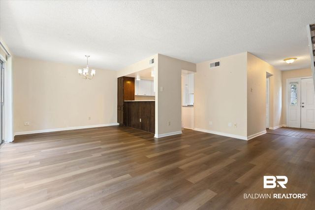 6701 Dickens Ferry Road 18, Mobile, AL 36608