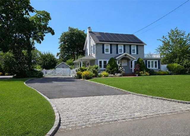9 Ocean Avenue, Amityville, NY 11701