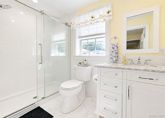 9 Ocean Avenue, Amityville, NY 11701