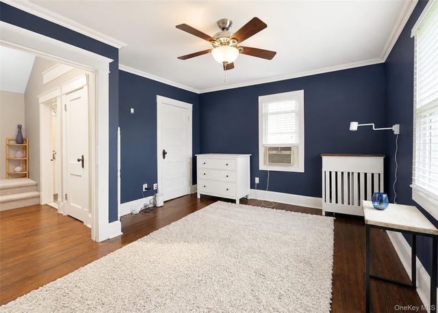 9 Ocean Avenue, Amityville, NY 11701