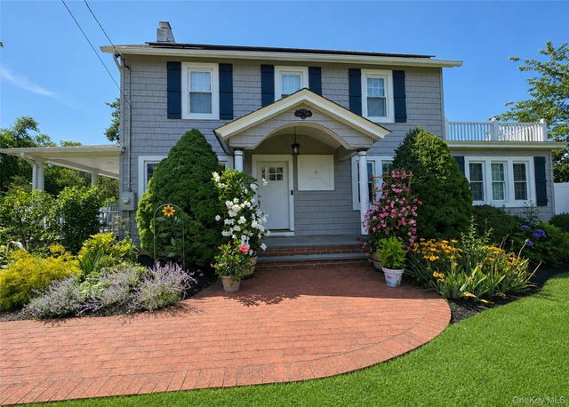 9 Ocean Avenue, Amityville, NY 11701