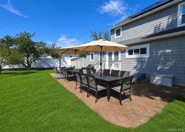 9 Ocean Avenue, Amityville, NY 11701