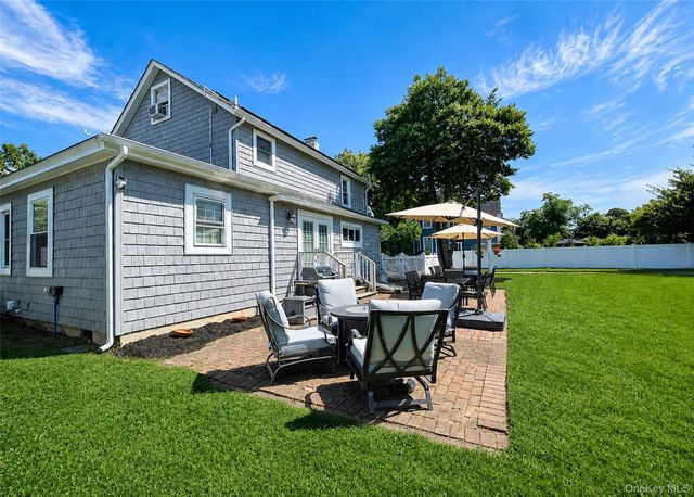 9 Ocean Avenue, Amityville, NY 11701
