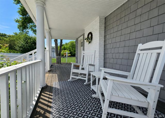 9 Ocean Avenue, Amityville, NY 11701