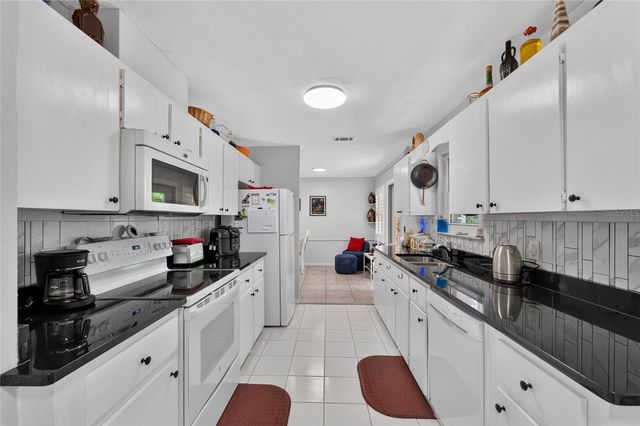 26714 NW 3RD PLACE, Newberry, FL 32669