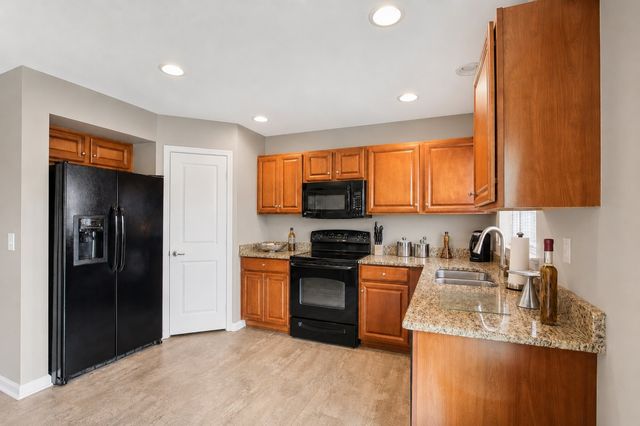 1268 Scarcroft Ln, Nashville, TN 37221