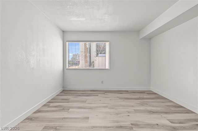 1405 Vegas Valley Drive 187, Las Vegas, NV 89169