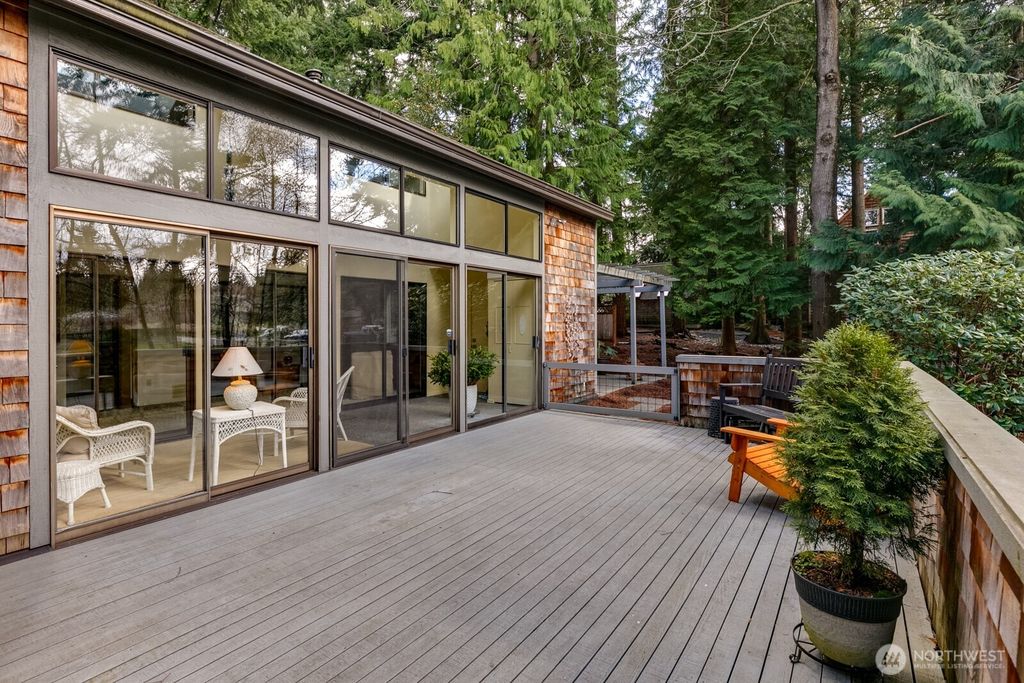 8931 50th Place W, Mukilteo, WA 98275