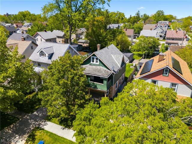 14520 Bayes Avenue, Lakewood, OH 44107
