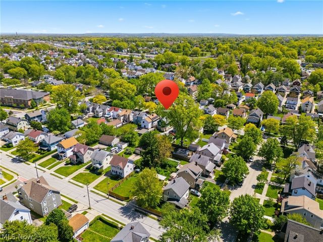 14520 Bayes Avenue, Lakewood, OH 44107