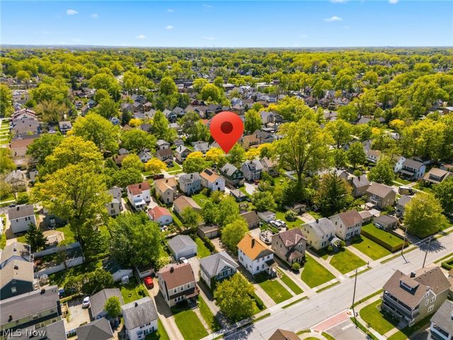 14520 Bayes Avenue, Lakewood, OH 44107