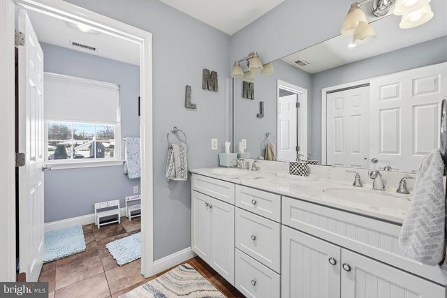 840 CEDAR AVE, Haddonfield, NJ 08033