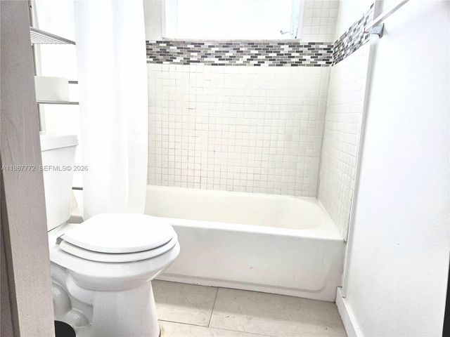 1700 NE 191st Street 100, Miami, FL 33179
