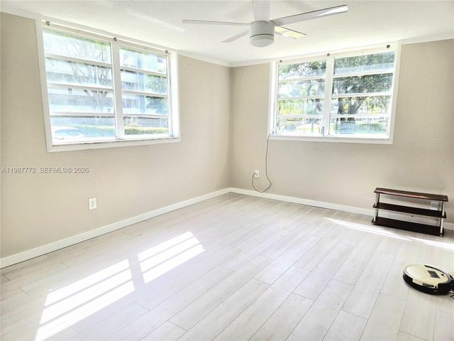 1700 NE 191st Street 100, Miami, FL 33179